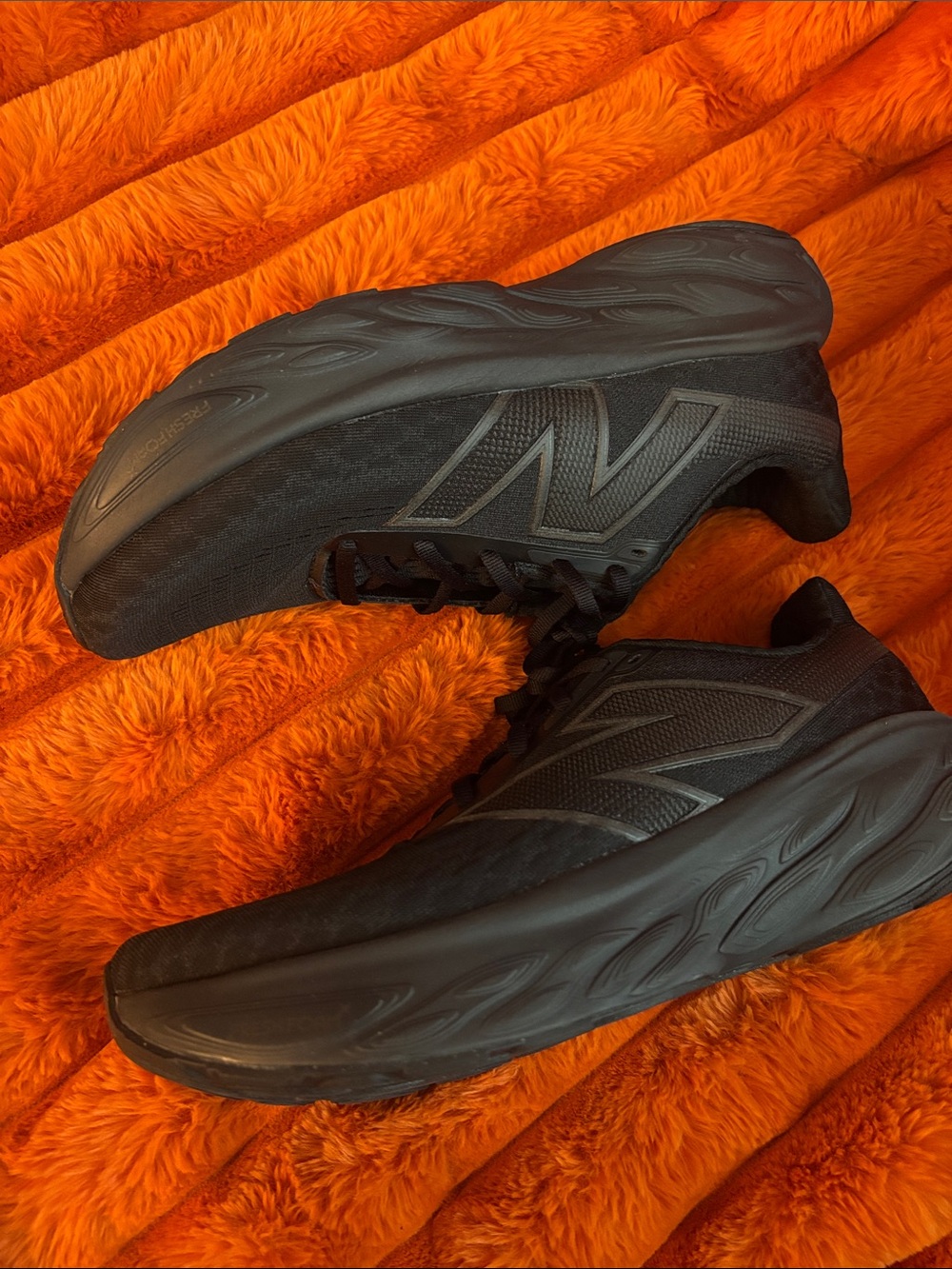 New Balance Black Mesh Athletic Sneakers